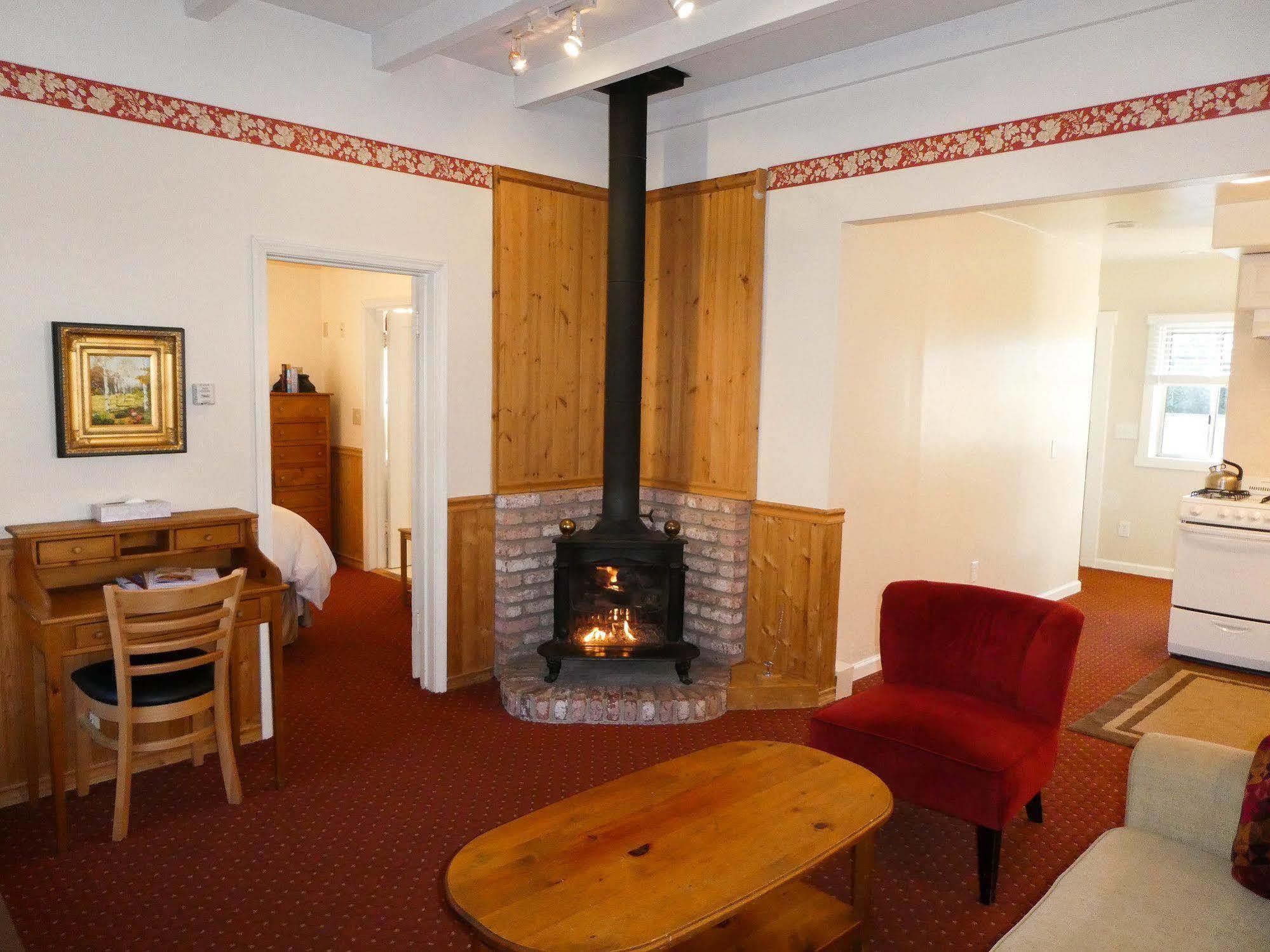 Carmel Fireplace Inn Esterno foto